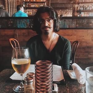 Meet your Posher, Manolo